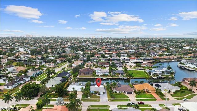 212 Angler CT, Marco Island, FL 34145