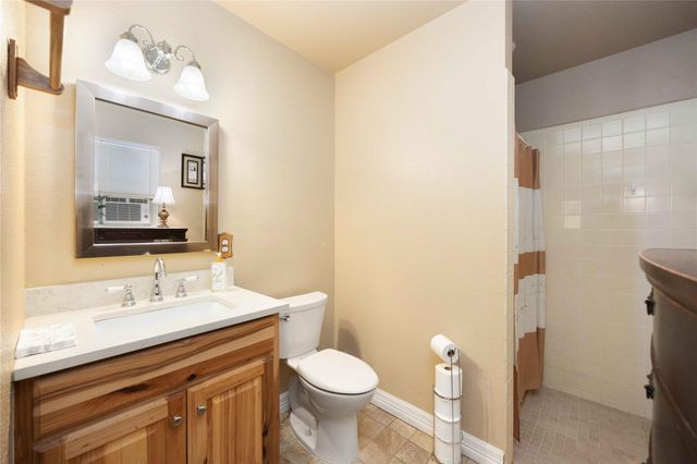 15016 Fm 1887 Road, Hempstead, TX 77445