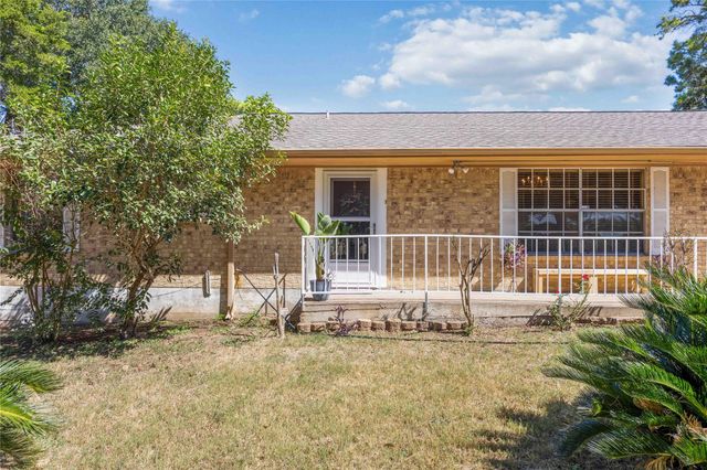 15016 Fm 1887 Road, Hempstead, TX 77445