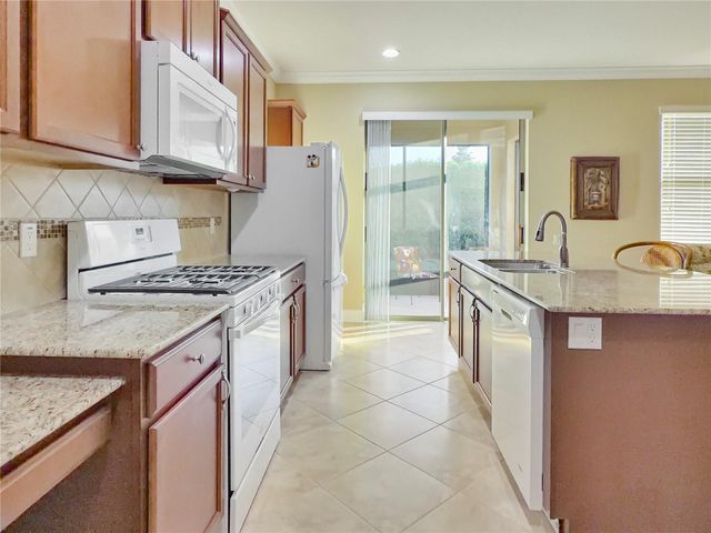 521 VISTA SOL DRIVE, Davenport, FL 33837
