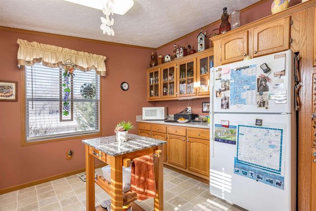 399 Oakbrook Drive, Wisconsin Dells, WI 53965