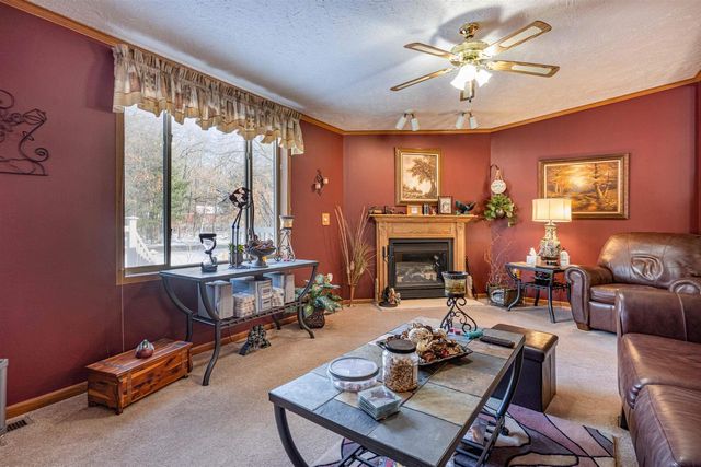 399 Oakbrook Drive, Wisconsin Dells, WI 53965