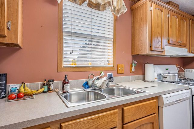 399 Oakbrook Drive, Wisconsin Dells, WI 53965