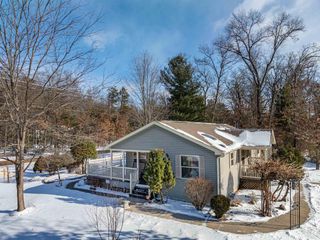 399 Oakbrook Drive, Wisconsin Dells, WI 53965