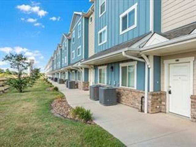 21155 N Gosling Road 15-C, Spring, TX 77388