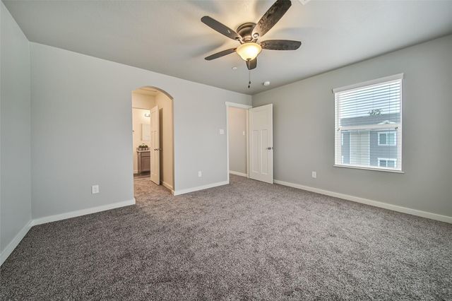 21155 N Gosling Road 15-C, Spring, TX 77388