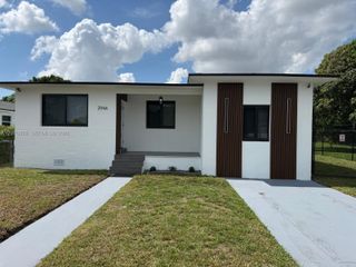 2944 NW 61st Street, Miami, FL 33142