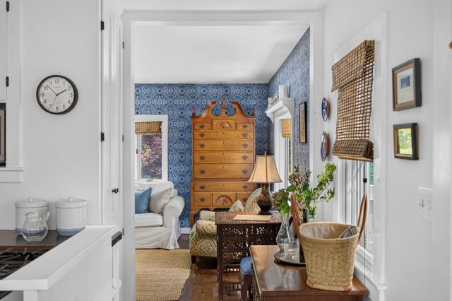 1210 County Road, Cataumet, MA 02534