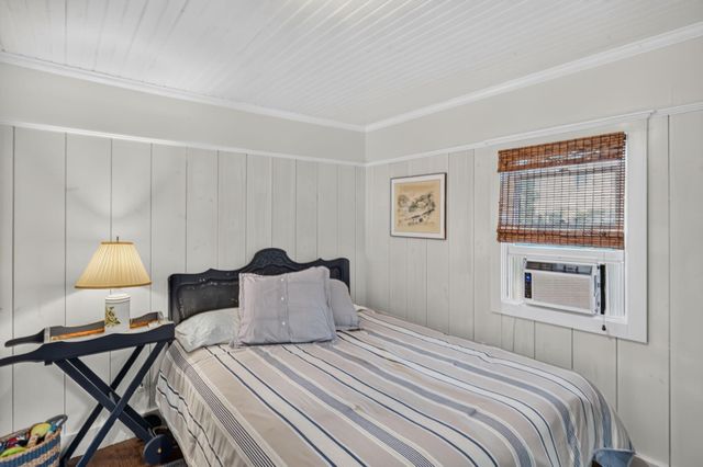 1210 County Road, Cataumet, MA 02534