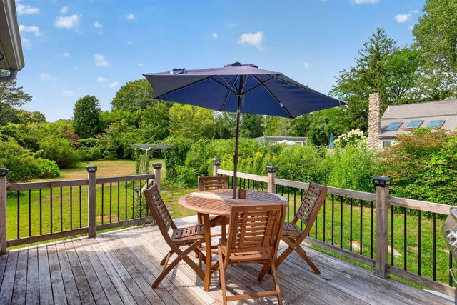 1210 County Road, Cataumet, MA 02534