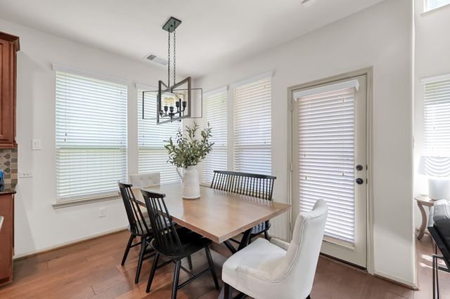 158 S Vershire Circle, The Woodlands, TX 77354