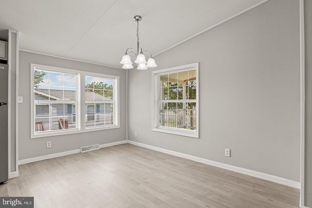 300 DEAN ST, Elizabethtown, PA 17022