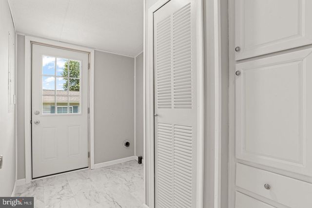 300 DEAN ST, Elizabethtown, PA 17022