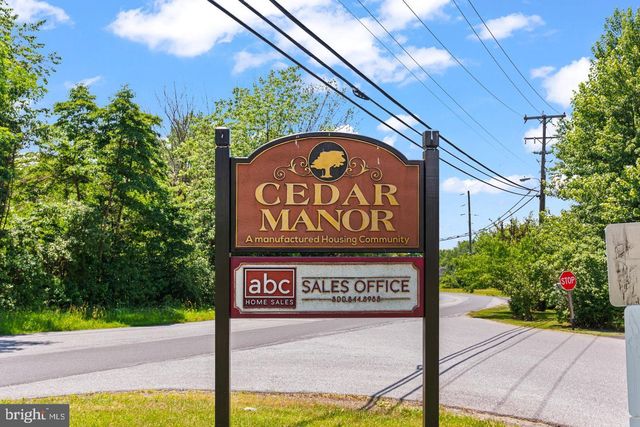 300 DEAN ST, Elizabethtown, PA 17022