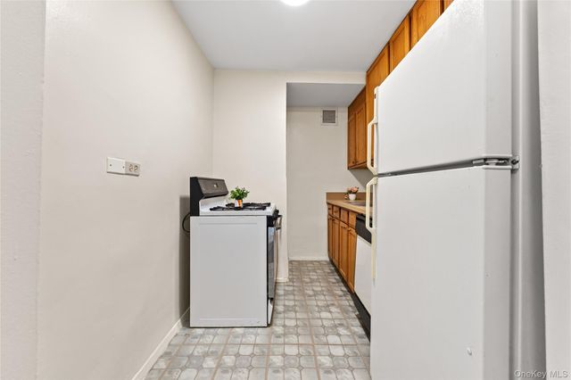 175-20 Wexford Terrace 7D, Jamaica Estates, NY 11432