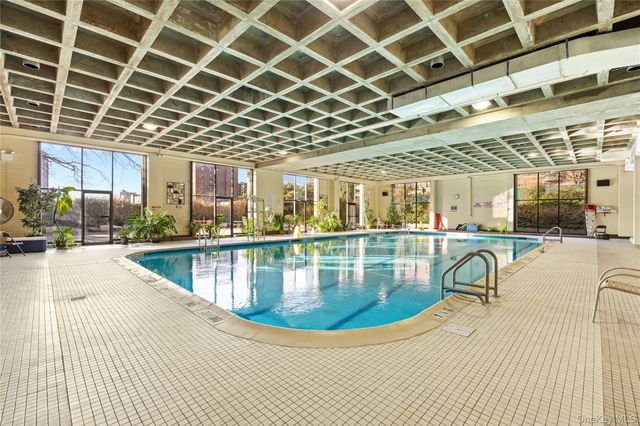 175-20 Wexford Terrace 7D, Jamaica Estates, NY 11432