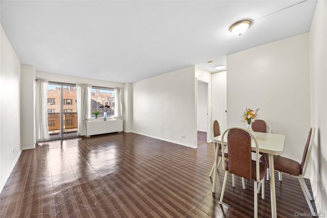 175-20 Wexford Terrace 7D, Jamaica Estates, NY 11432