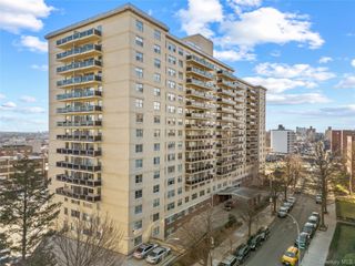 175-20 Wexford Terrace 7D, Jamaica Estates, NY 11432