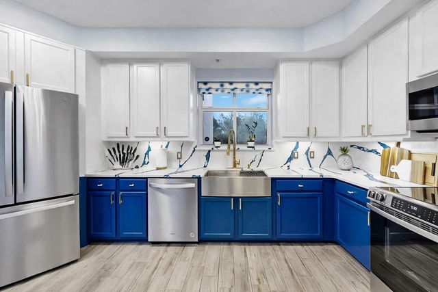 12033 GANDY BOULEVARD N 133, St Petersburg, FL 33702