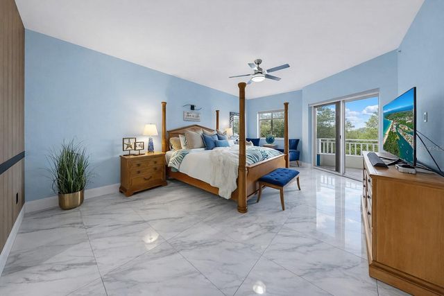 12033 GANDY BOULEVARD N 133, St Petersburg, FL 33702