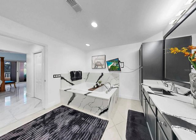 12033 GANDY BOULEVARD N 133, St Petersburg, FL 33702