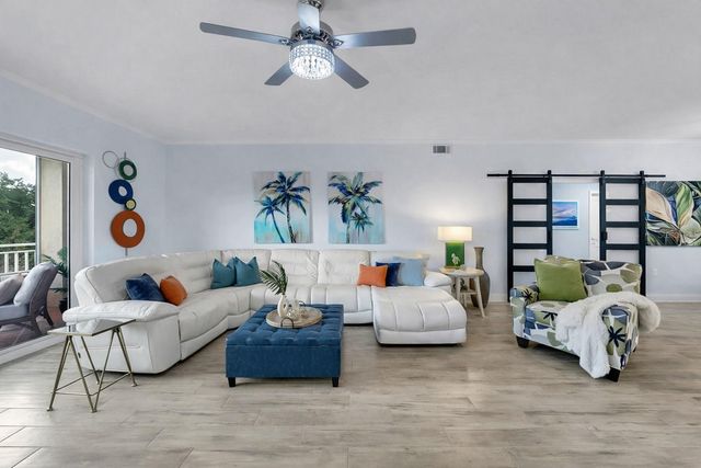 12033 GANDY BOULEVARD N 133, St Petersburg, FL 33702