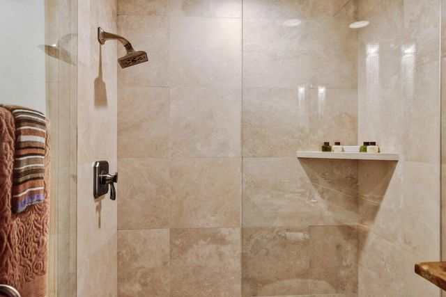 229 Desert Falls Drive E, Palm Desert, CA 92211