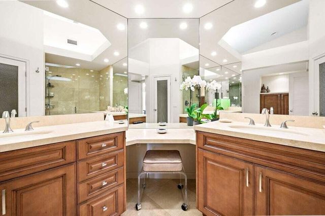 229 Desert Falls Drive E, Palm Desert, CA 92211