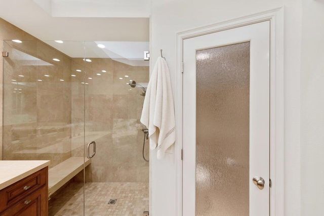 229 Desert Falls Drive E, Palm Desert, CA 92211