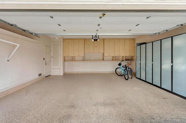 229 Desert Falls Drive E, Palm Desert, CA 92211