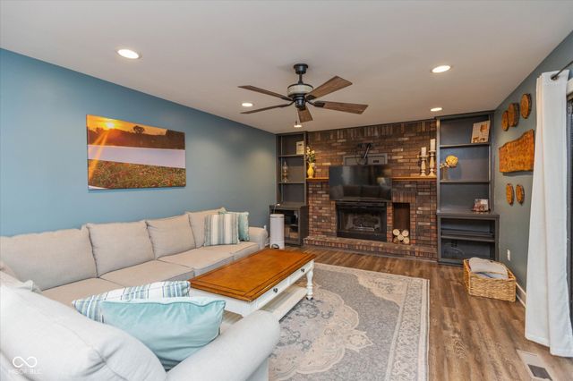 7628 Davis Lane, Indianapolis, IN 46236
