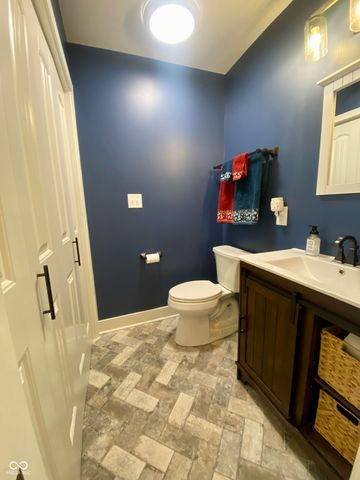 7628 Davis Lane, Indianapolis, IN 46236