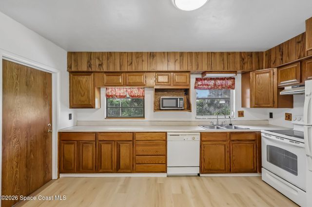 230 Gray Road, Melbourne, FL 32904