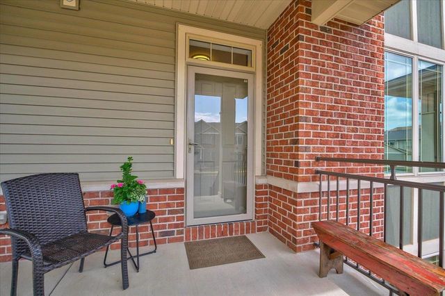 1422 SMITHFIELD Drive, Sun Prairie, WI 53590