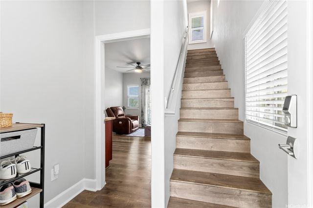 87-1720 Farrington Highway 8, Waianae, HI 96792