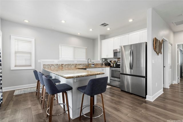 87-1720 Farrington Highway 8, Waianae, HI 96792