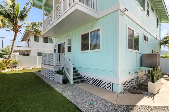 87-1720 Farrington Highway 8, Waianae, HI 96792