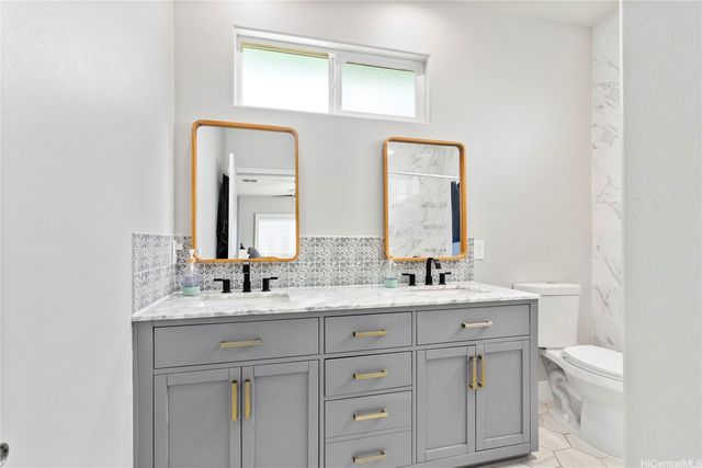 87-1720 Farrington Highway 8, Waianae, HI 96792