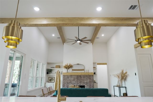 1074 Preserve Street, Weatherford, TX 76085
