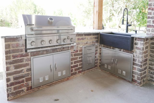 1074 Preserve Street, Weatherford, TX 76085