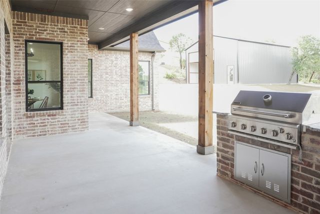 1074 Preserve Street, Weatherford, TX 76085