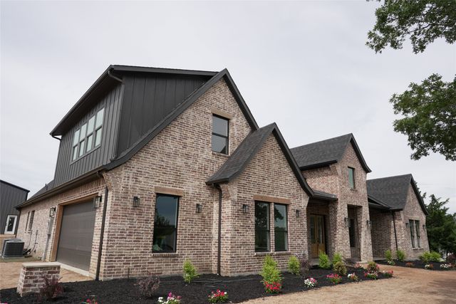 1074 Preserve Street, Weatherford, TX 76085