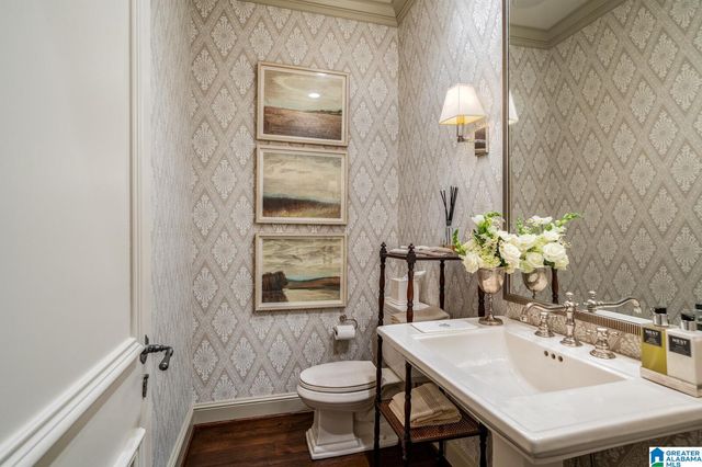 5301 WOODFORD DRIVE, Birmingham, AL 35242