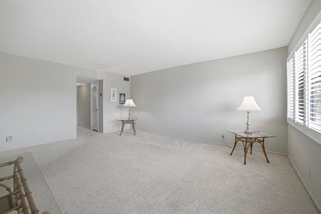 101 Doolen Court 210, North Palm Beach, FL 33408