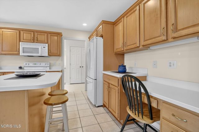 7543 Castle Ridge Road, Toledo, OH 43617
