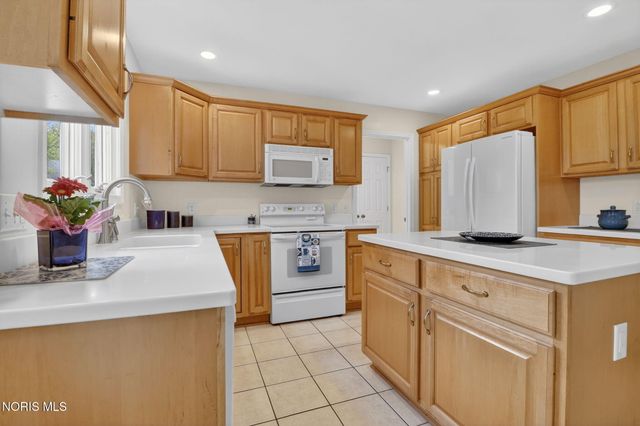 7543 Castle Ridge Road, Toledo, OH 43617