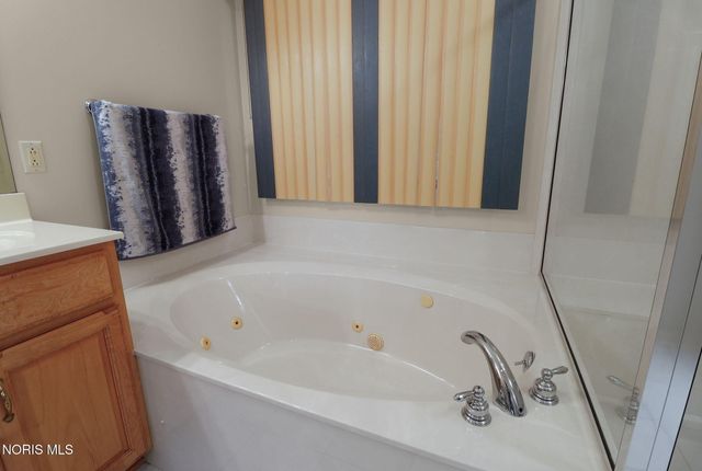 7543 Castle Ridge Road, Toledo, OH 43617