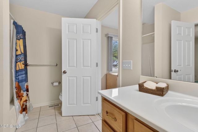 7543 Castle Ridge Road, Toledo, OH 43617