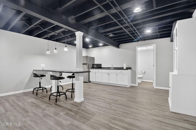 7543 Castle Ridge Road, Toledo, OH 43617