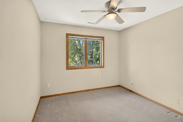 45 Heron Circle, Iowa City, IA 52245
